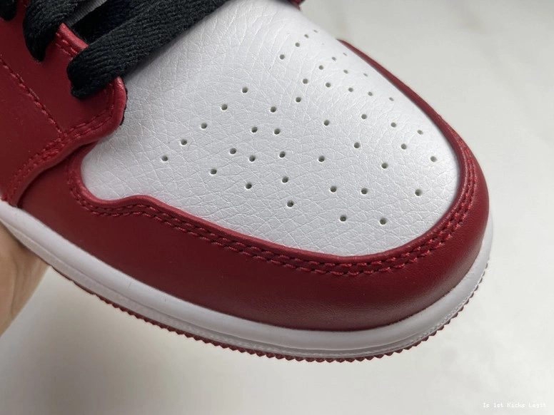  554724-173 AIR 1 MID   JORDAN 1104